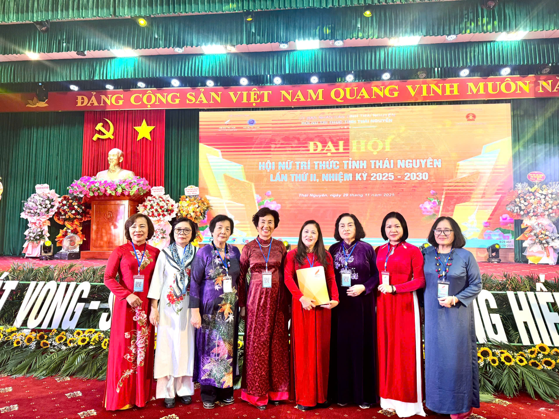 TTƯT. PGS.TS Ngô Thị Tính tái đắc cử chức Chủ tịch Hội Nữ trí thức tỉnh Thái Nguyên.