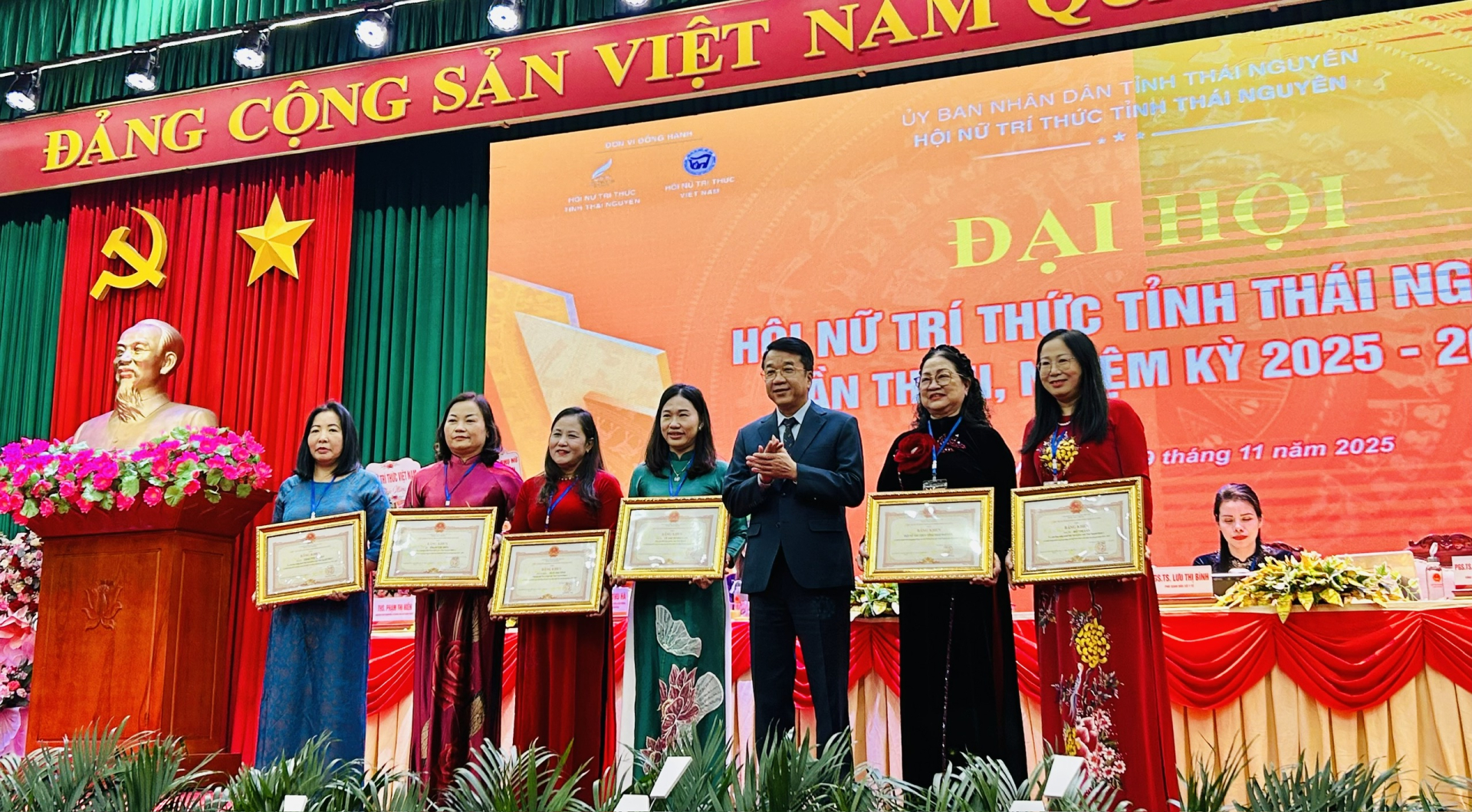 Đại hội Hội Nữ trí thức tỉnh Thái Nguyên lần thứ II, nhiệm kỳ 2025-2030: Phát huy vai trò trí thức nữ trong xây dựng kinh tế tri thức