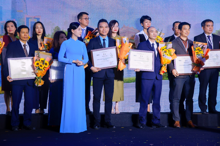 Việt Nam được vinh danh tại Top 100 Doanh Nghiệp Bền Vững Việt Nam 2025