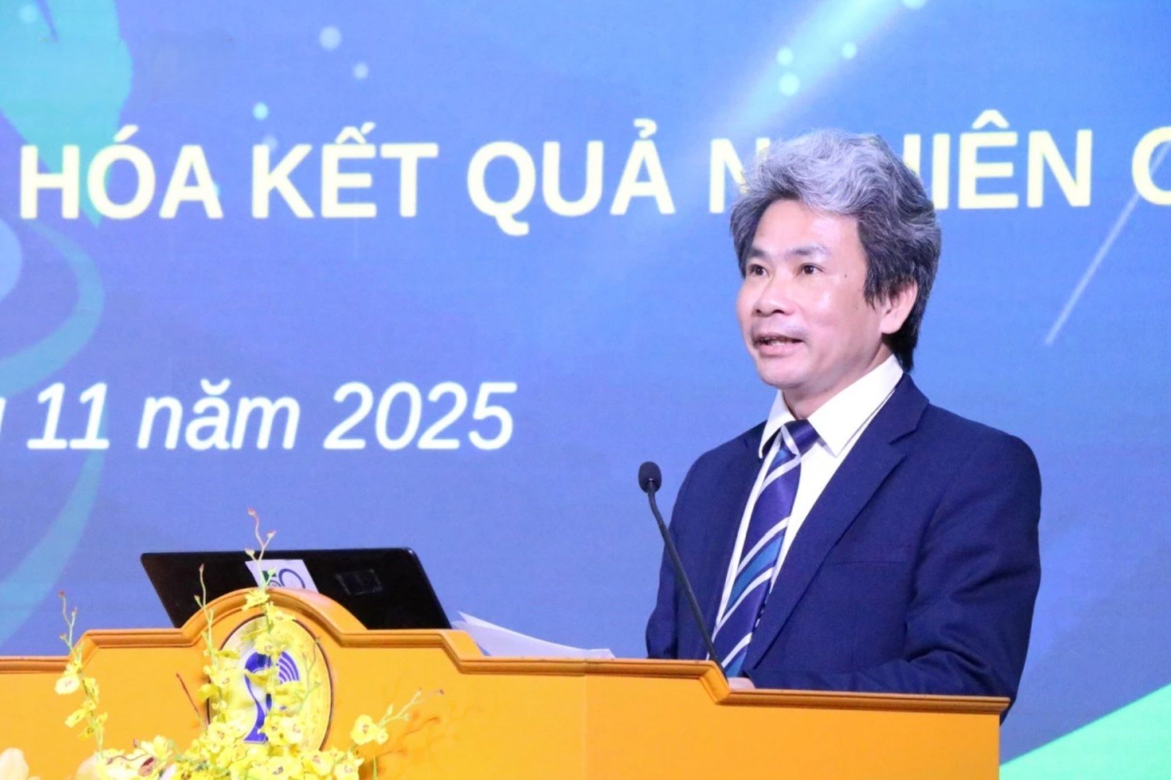 PGS.TS Võ Văn Minh, Hiệu trưởng Trường Đại học Sư phạm (Đại học Đà Nẵng), khẳng định nguồn lực khoa học của thành phố đủ khả năng đảm nhiệm vai trò quan trọng trong chuỗi giá trị dược liệu, từ nghiên cứu nguồn gen, chọn giống, nhân giống đến tư vấn quy trình sản xuất và kiểm soát chất lượng.