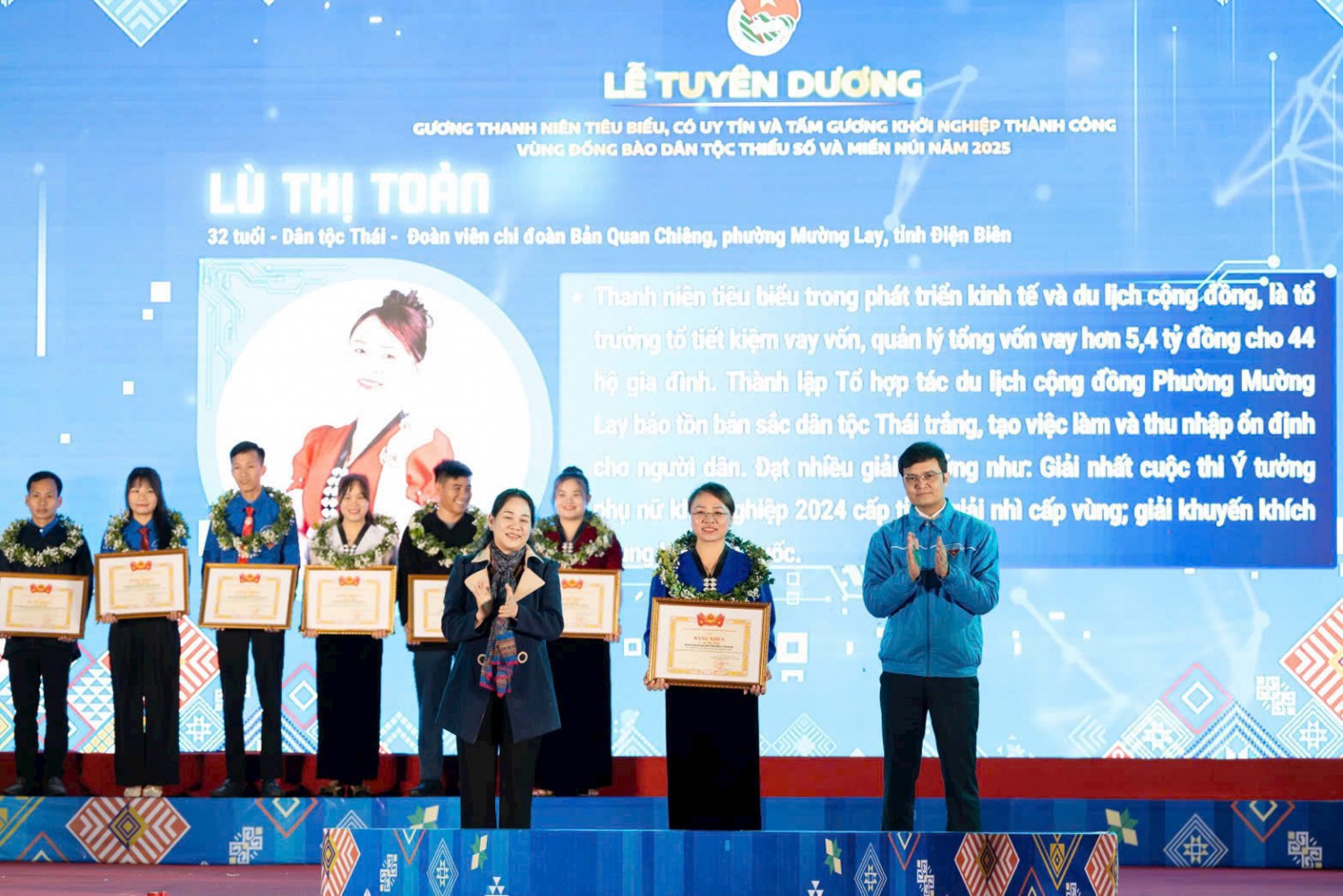 Chị Lù Thị Toản được vinh danh tại Lễ Tuyên dương Gương thanh niên tiêu biểu, có uy tín và tấm gương khởi nghiệp thành công vùng đồng bào dân tộc thiểu số và miền núi năm 2025.