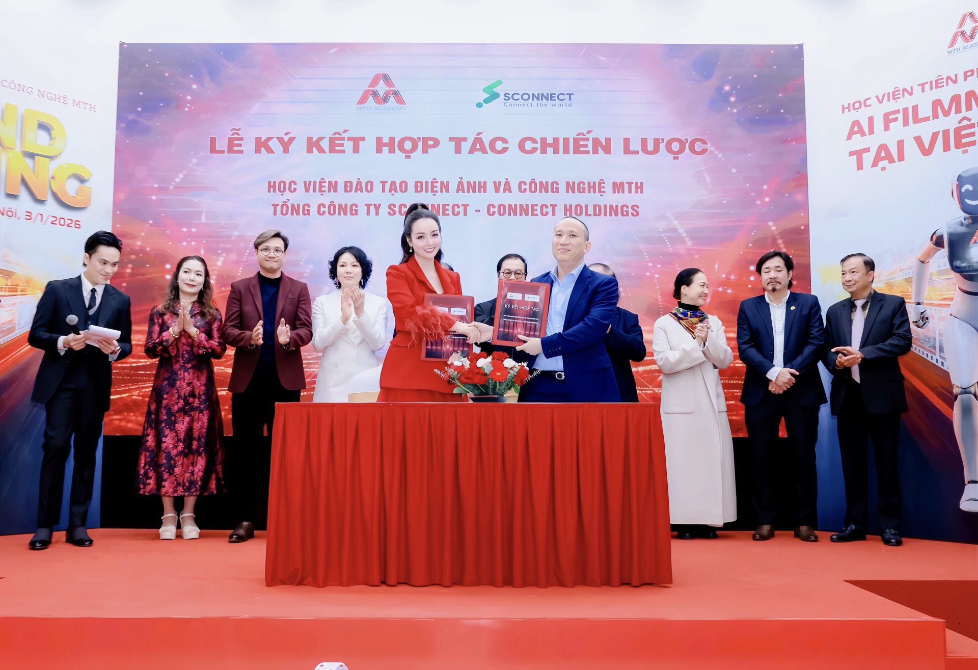 Đạo diễn, diễn viên Mai Thu Huyền đánh dấu 30 năm làm nghề bằng việc ra mắt MTH Academy 