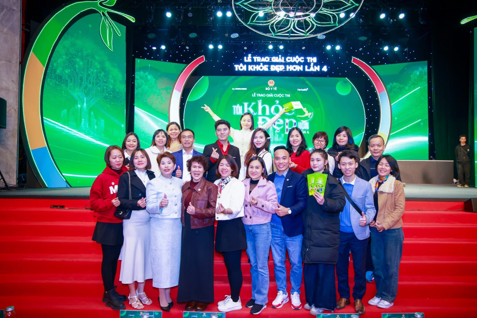  Cuộc Thi “Tôi Khỏe Đẹp Hơn 2025” vinh danh 12 ứng viên xuất sắc nhất từ hơn 4.000 bài dự thi 