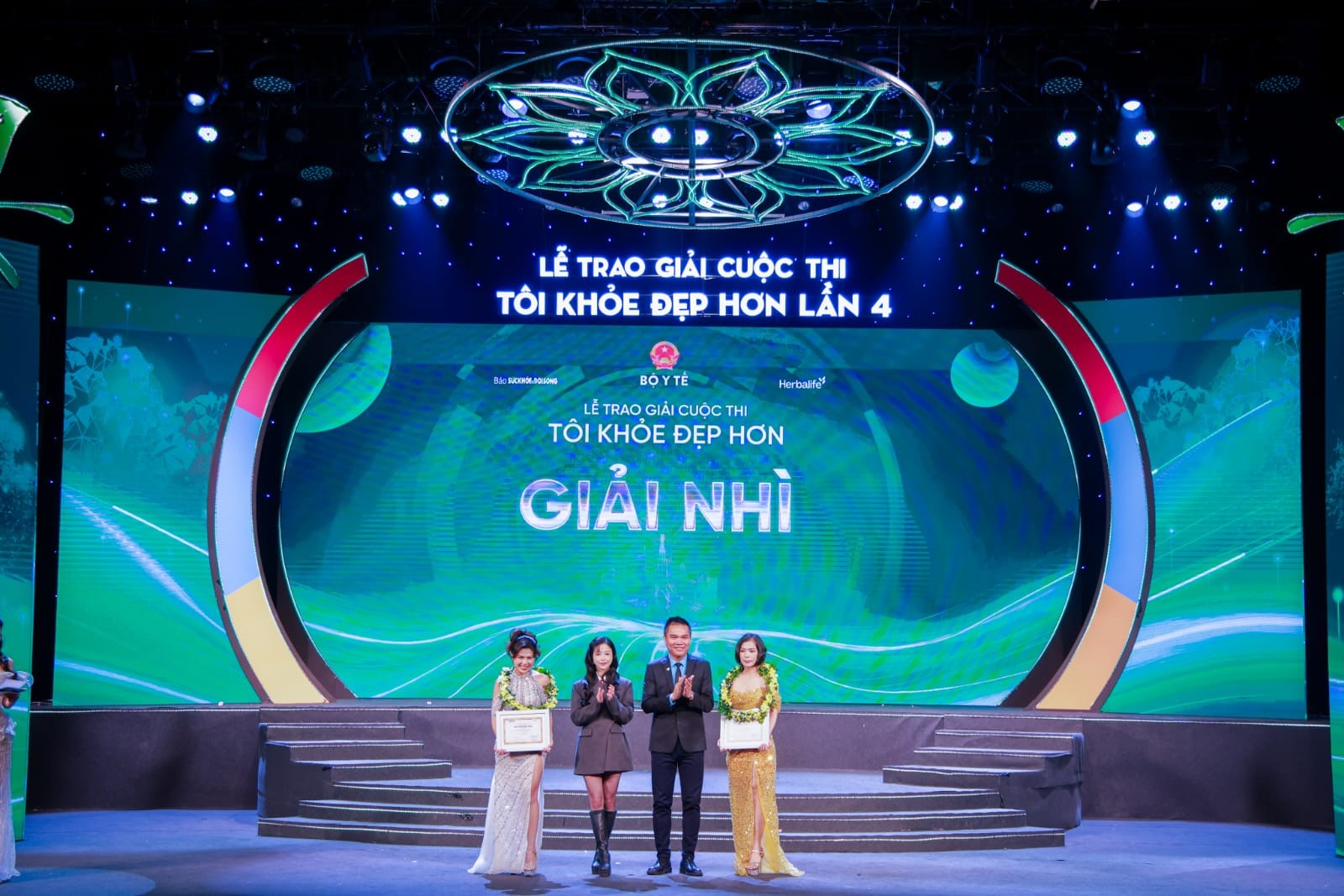  Cuộc Thi “Tôi Khỏe Đẹp Hơn 2025” vinh danh 12 ứng viên xuất sắc nhất từ hơn 4.000 bài dự thi 