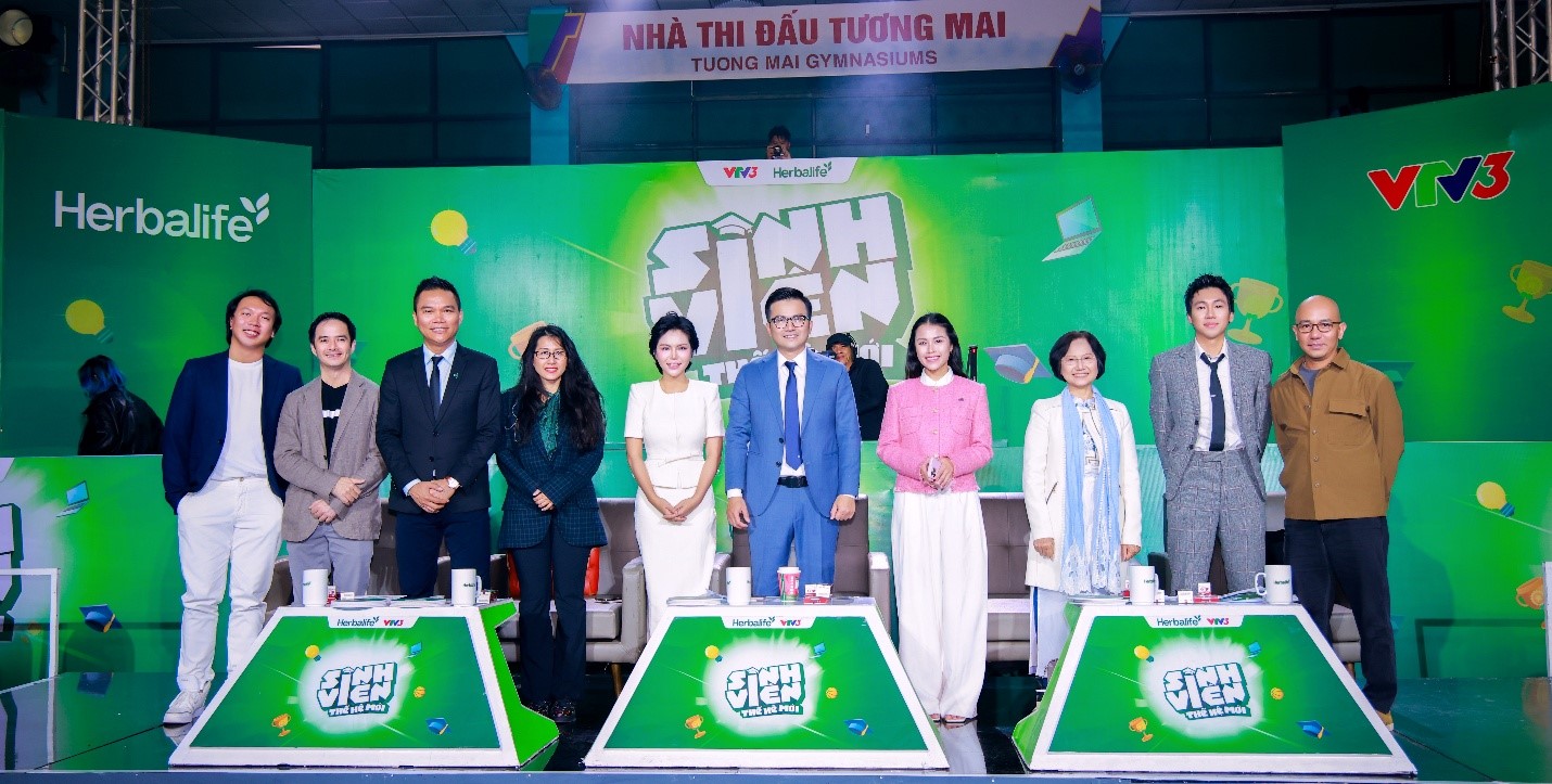 Nhà Tài trợ Herbalife & Ban Giám Khảo tại chương trình chung kết Sinh Viên Thế Hê Mới 2025