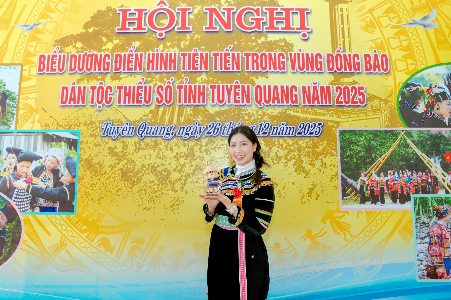 Hành trình đi lên từ tri thức của nữ trí thức Cơ Lao trên cao nguyên đá