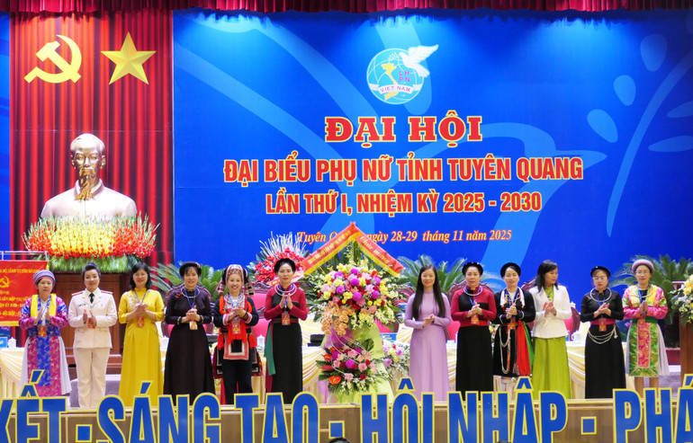 Tuyên Quang: Khơi dậy và phát huy vai trò nữ trí thức trong phát triển bền vững