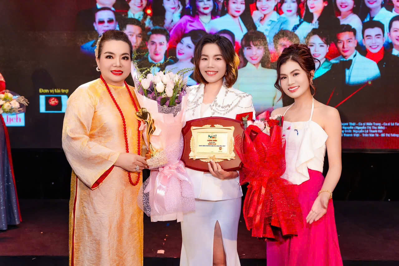 Helen Nguyễn và hành trình mở rộng trái tim để giữ ấm cộng đồng