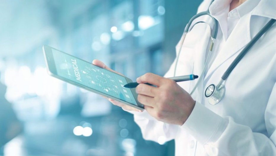 Việc áp dụng một ứng dụng nhưng gắn với các giao diện-phức thức truyền thông-tương tác người bệnh qua bảng khảo sát có thể tự thao tác dưới sự hỗ trợ của công nghệ số mang lại nhiều lợi ích.