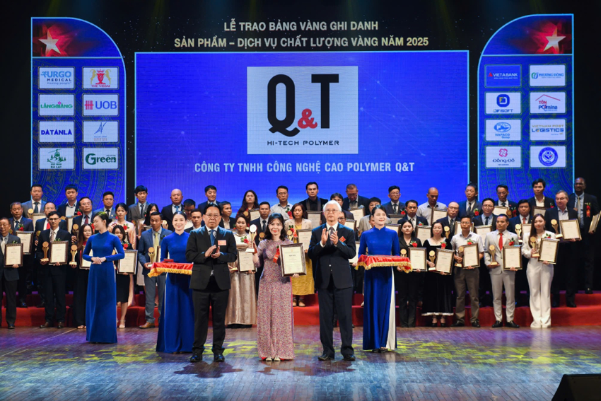 , Q&T Hi-Tech Polymer tự hào vinh dự nhận Giải thưởng Sản phẩm & Dịch vụ Chất lượng Vàng 2025, do Trung tâm Bảo vệ Người tiêu dùng Việt Nam trao tặng.