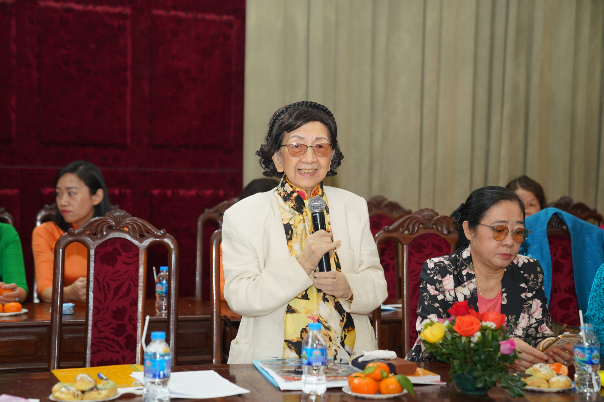 GS.TSKH. Phạm Thị Trân Châu