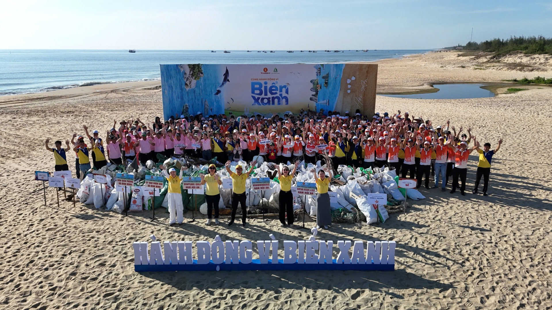Hàng nghìn tình nguyện viên sẽ tham gia ra quân hành động vì môi trường tại 38 điểm cầu ở Việt Nam và tại Lào, Indonesia và Philippines vào sáng ngày 5/6. Ảnh: Quỹ Vì tương lai xanh.