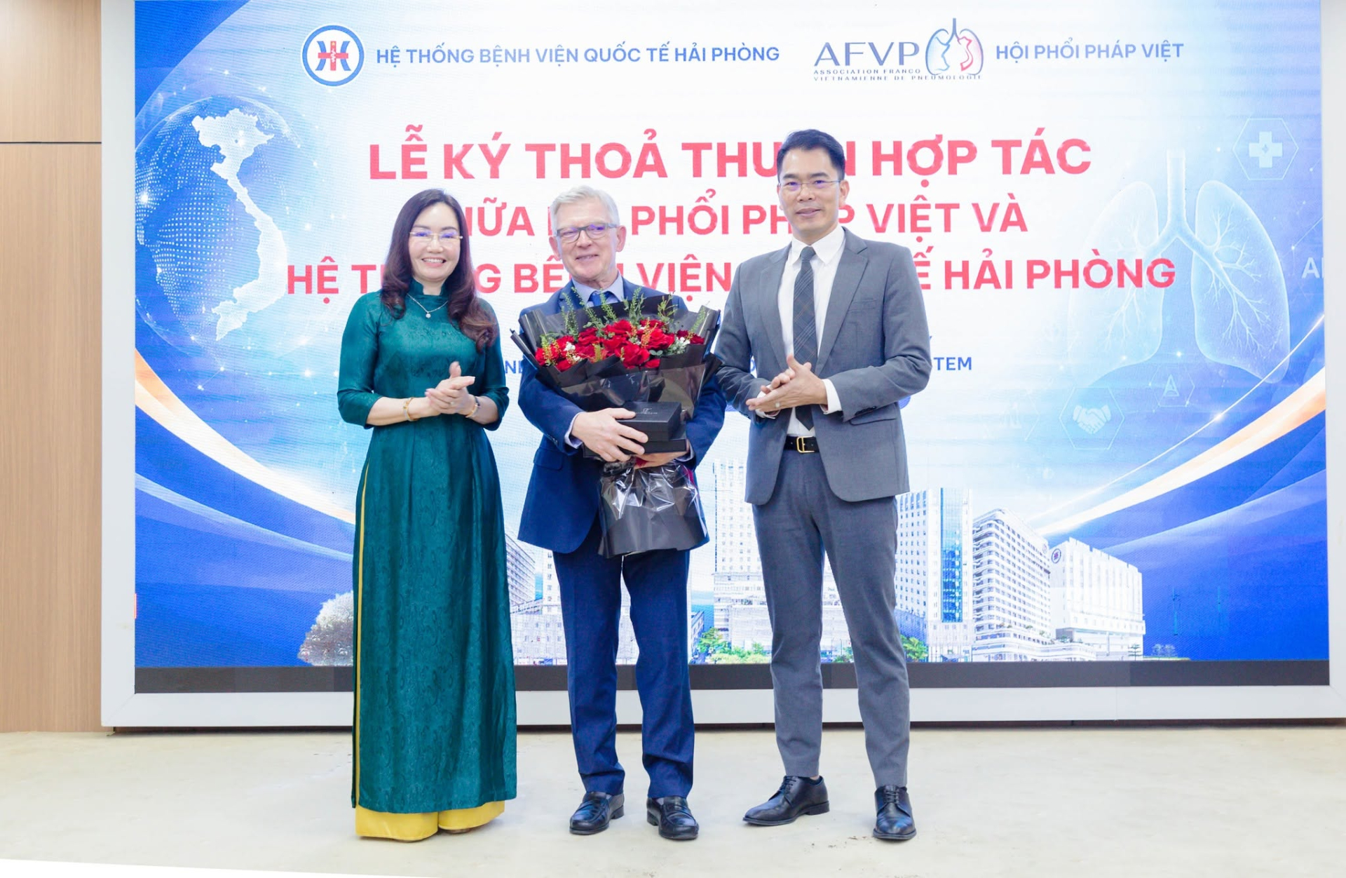 Hệ thống Bệnh viện Quốc tế Hải Phòng ký kết hợp tác với Hội Phổi Pháp Việt