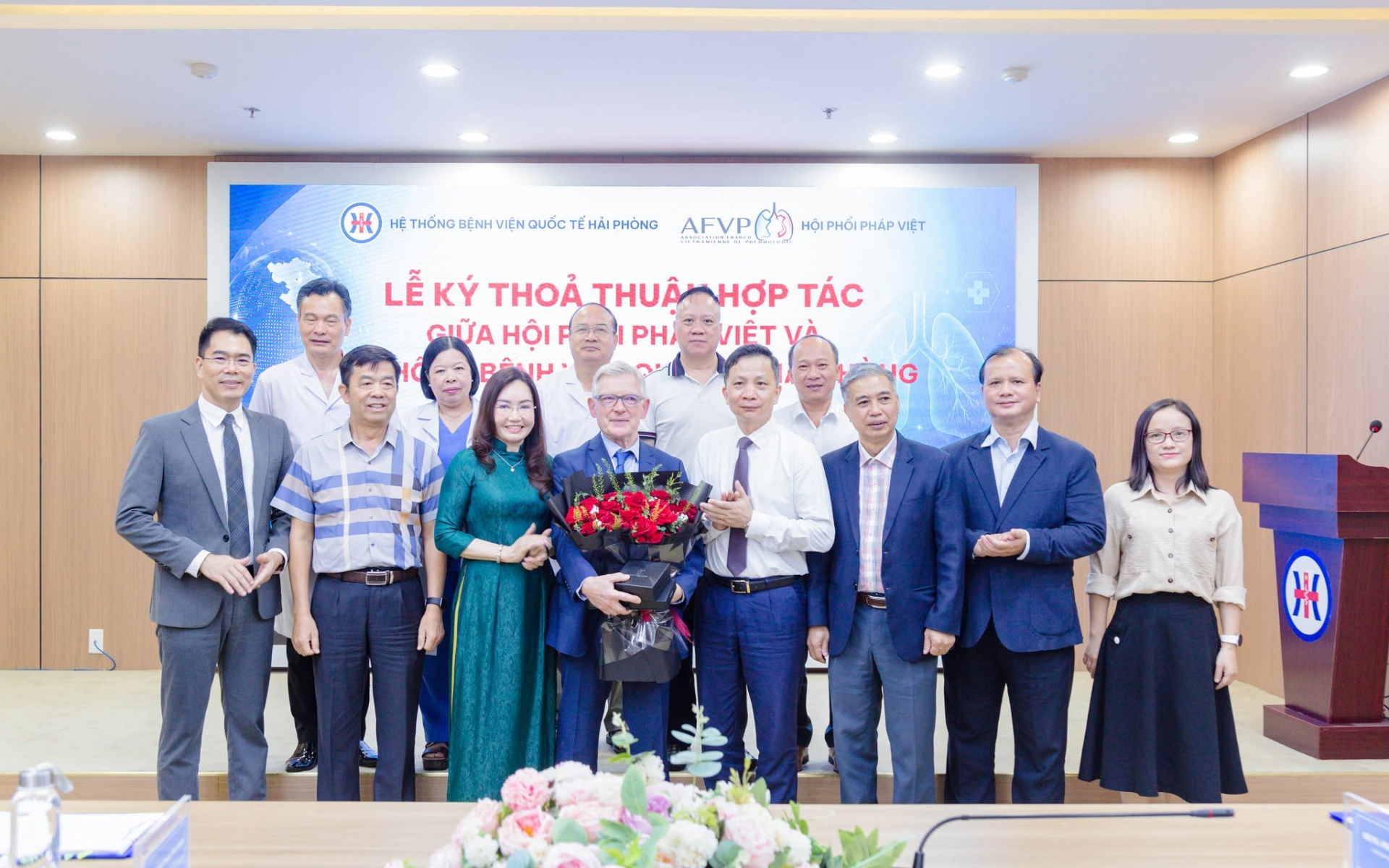 Hệ thống Bệnh viện Quốc tế Hải Phòng ký kết hợp tác với Hội Phổi Pháp Việt