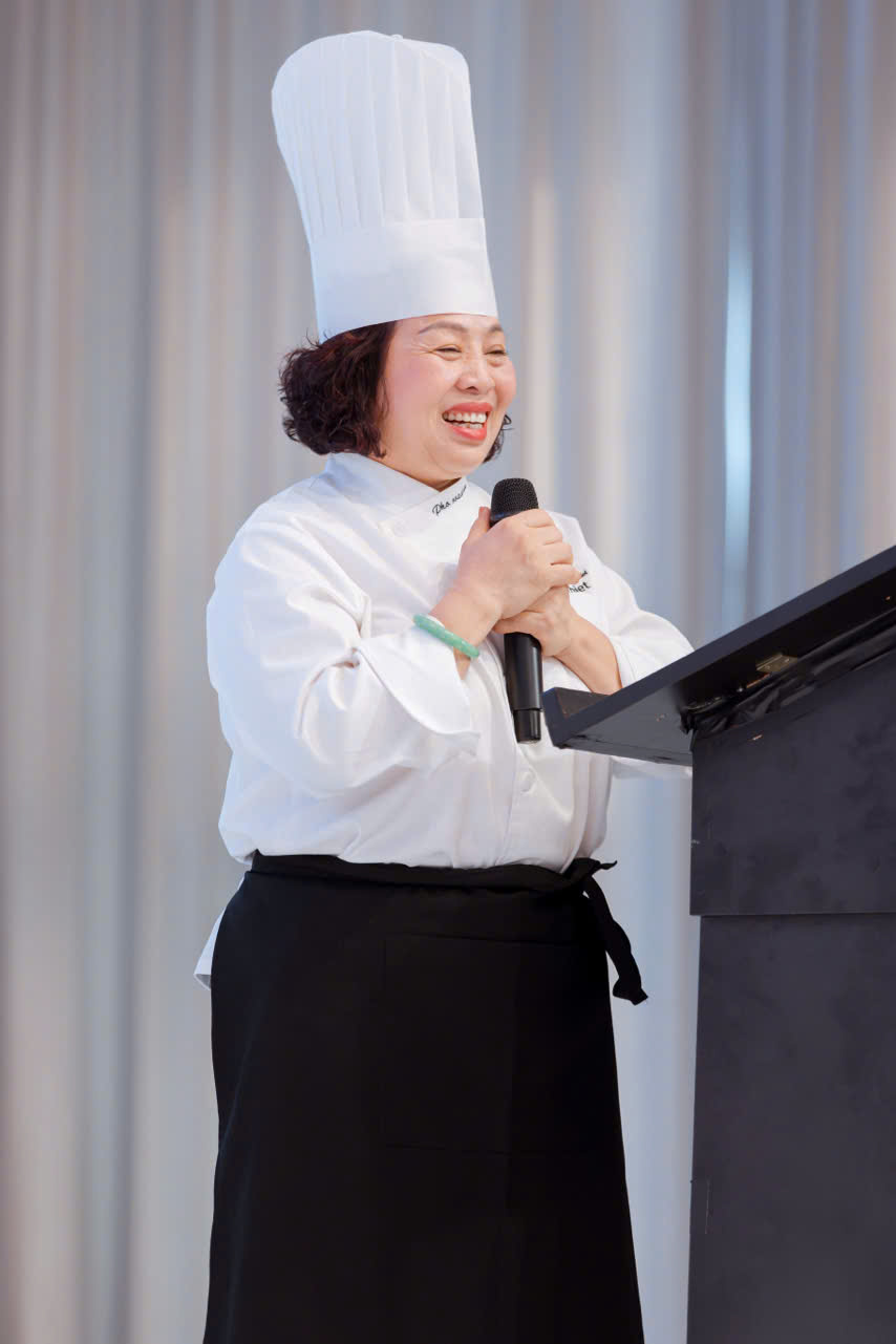 Nghệ nhân Lê Thị Thiết