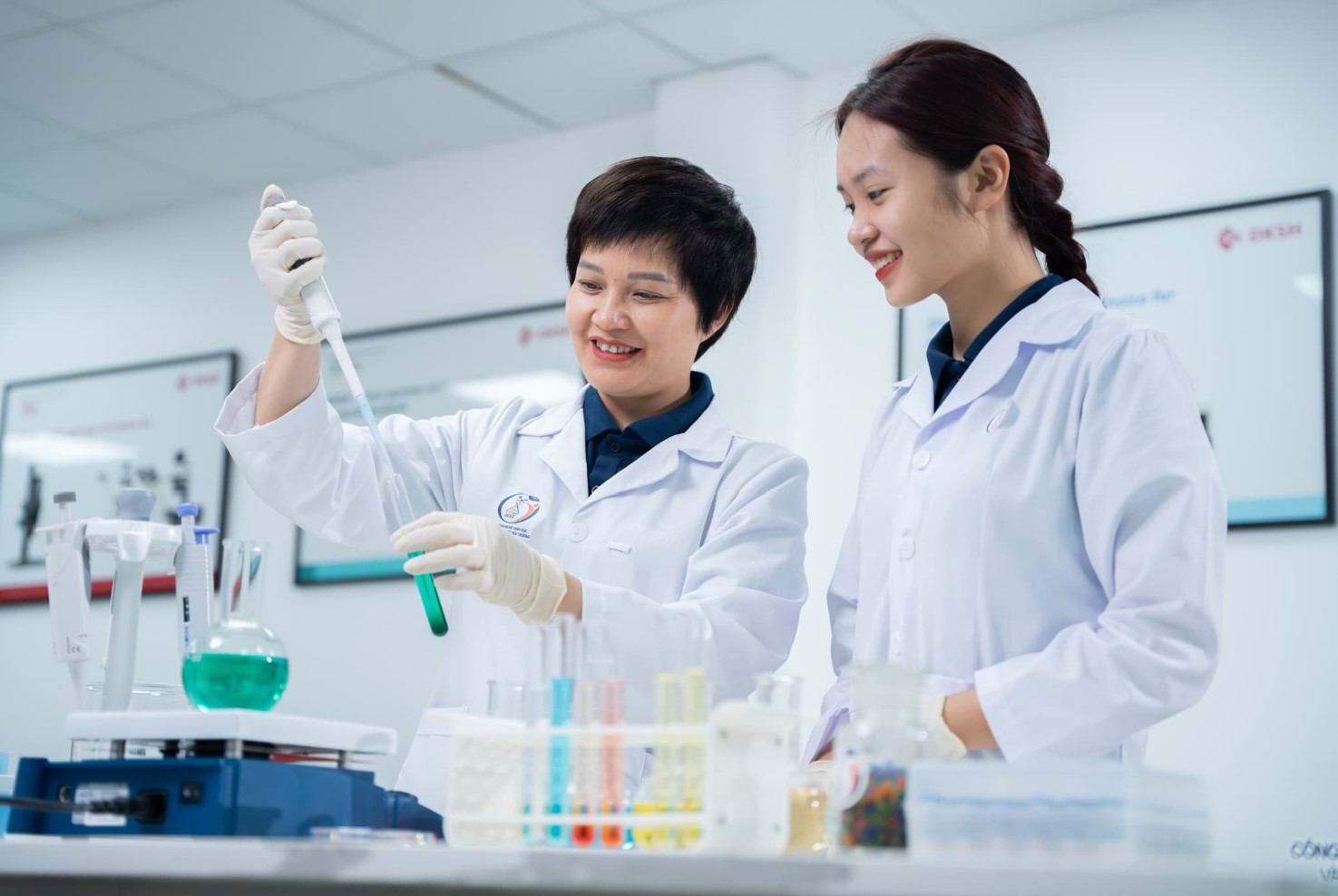 PGS.TS Ngô Thị Thúy Hường, giảng viên tại trường Đại học Phenikaa. Ảnh Phenikaa Group