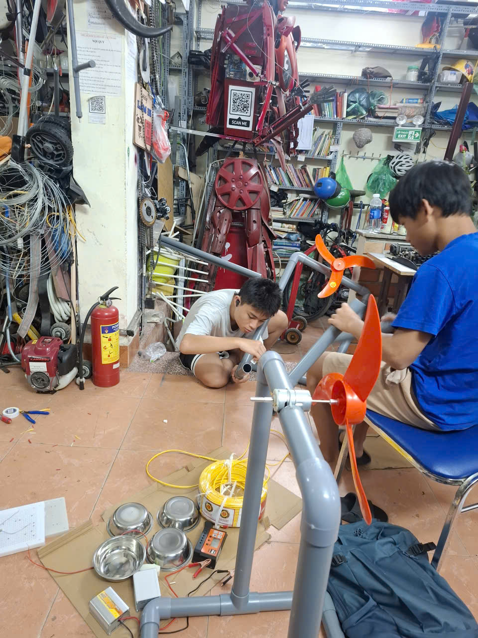 Thắp sáng những giờ học vùng núi từ dự án STEM của học sinh