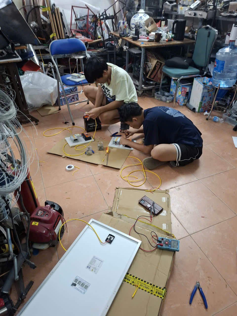 Thắp sáng những giờ học vùng núi từ dự án STEM của học sinh