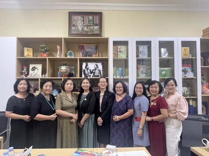 Đoàn đại biểu Hội Nữ trí thức Việt- Nhật thăm và làm việc với Hội Nữ trí thức Việt Nam
