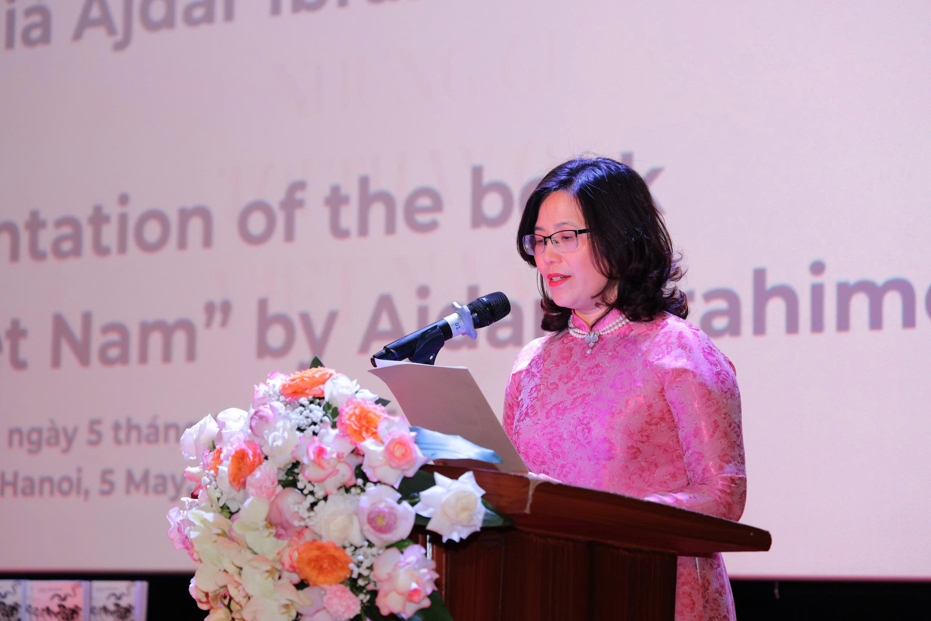 ThS. Lê Thị Hà, Viện trưởng Viện Phim Việt Nam làm chủ nhiệm đề tài khoa học và công nghệ cấp Bộ “Nâng cao hiệu quả công tác lưu trữ, bảo quản và phát huy giá trị tư liệu hình ảnh động tại Viện Phim Việt Nam” thực hiện trong giai đoạn 2025-2026. Ảnh: Hoàng Toàn