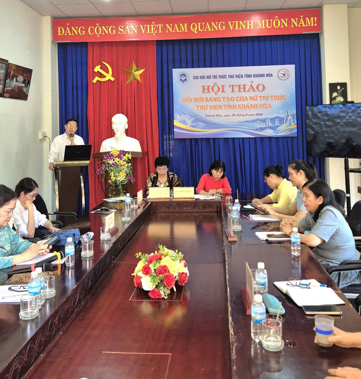 ông Đinh Xuân Hương, Giám đốc Thư viện tỉnh Khánh Hòa phát biểu.