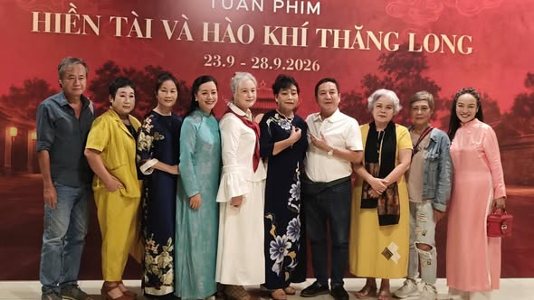 Các nghệ sĩ điện ảnh xem lại bộ phim được làm từ 40 năm trước.