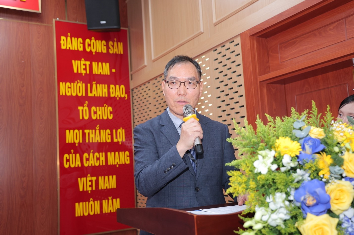 Ông Kim Hong Cheol - Giám đốc Trung tâm Hỗ trợ đào tạo thiết bị y tế Hàn Quốc TP. Seongnam.
