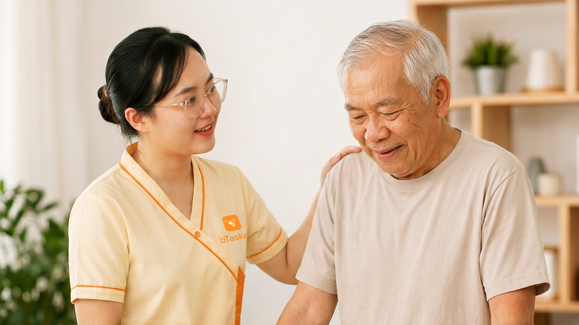 Chăm sóc viên của bCare được đào tạo thông qua hợp tác với các cơ sở y tế uy tín (Ảnh: bCare by bTaskee).