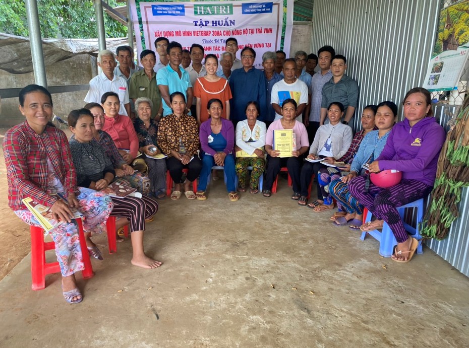 Tập huấn cho  nữ nông dân nghèo tai Trà Vinh ( Vĩnh Long)