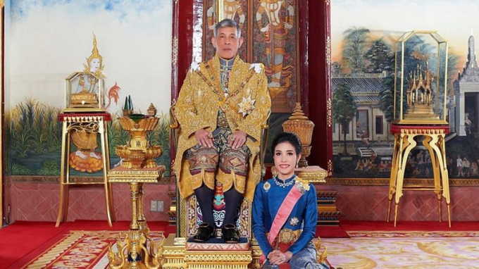Hoàng quý phi Thái Lan âm mưu chiếm đoạt ngôi vị Hoàng hậu