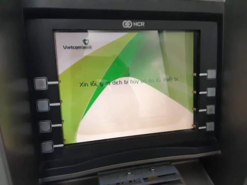 Hàng loạt máy ATM Vietcombank không thể giao dịch vì bị lỗi