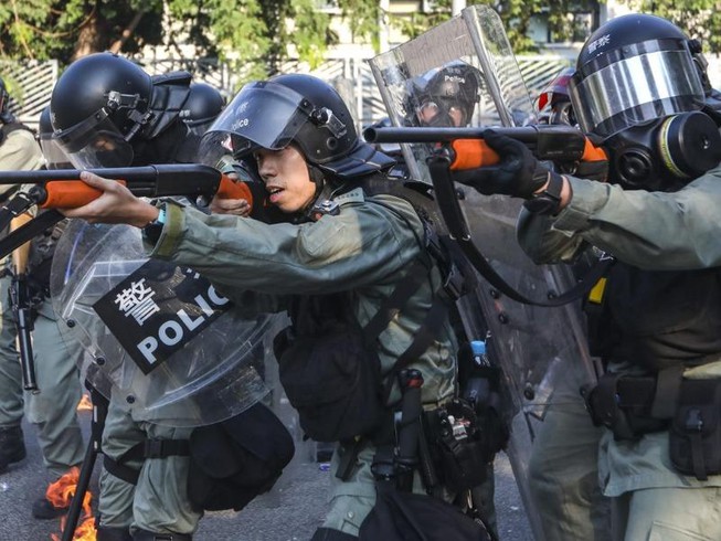 Hong Kong điều động biệt đội 'Phi Hổ' đối phó biểu tình