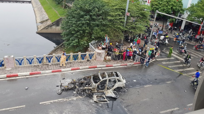 Tạm giam nữ tài xế lái ô tô Mecerdes tông 3 người ở Cầu Giấy, Hà Nội