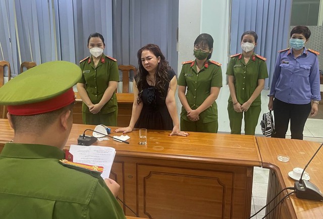 Bà Phương Hằng bị quyết định khởi tố, bắt tạm giam vào tháng 3/2022 (Ảnh: Báo Chính phủ)