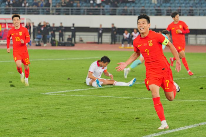 Dù giành chiến thắng song đội tuyển Trung Quốc đang vấp phải rất nhiều chỉ trích.