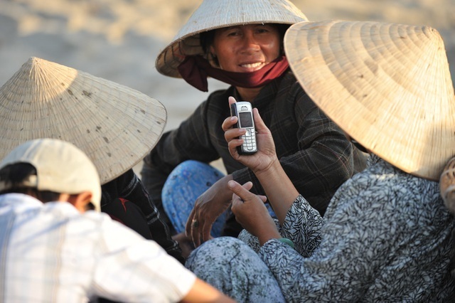 Theo Cục Viễn thông, Việt Nam hiện còn khoảng đến 23 triệu thuê bao 2G. (Ảnh minh hoạ)