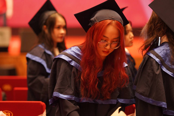 Chùm ảnh lễ tốt nghiệp FTU: Vừa xinh vừa giỏi, chỉ có thể là nữ sinh Ngoại thương! 