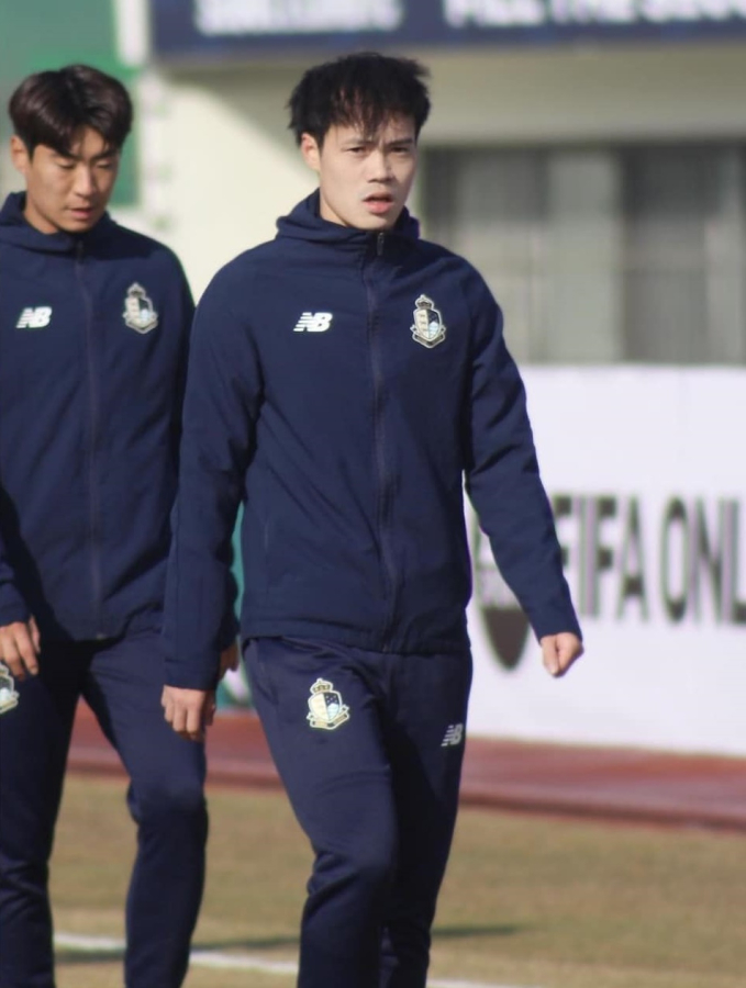 Văn Toàn trong thời gian thi đấu ở Hàn Quốc