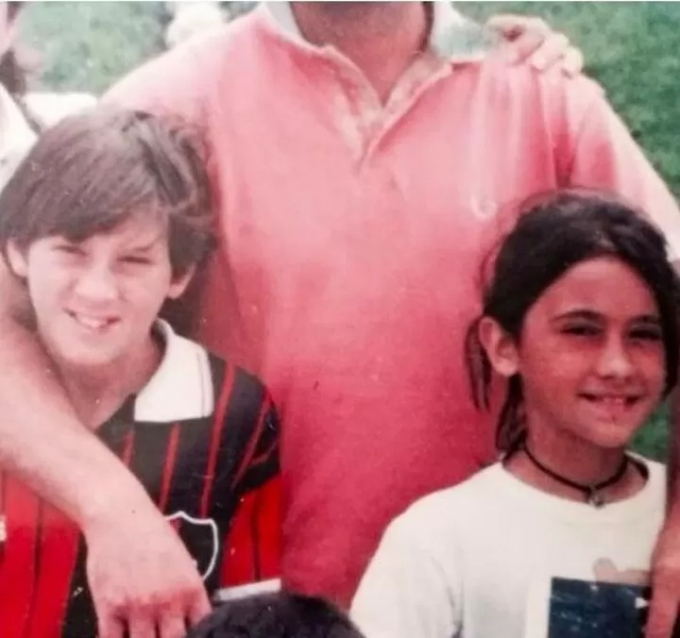 Messi gặp Antonela khi còn là một cậu nhóc
