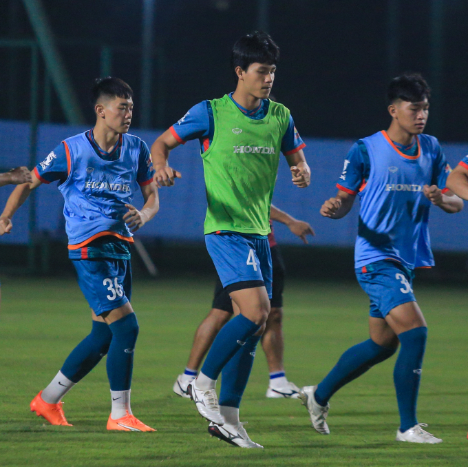 Lực lượng của đội tuyển Việt Nam đợt này cũng có rất nhiều cầu thủ U23 như Lương Duy Cương