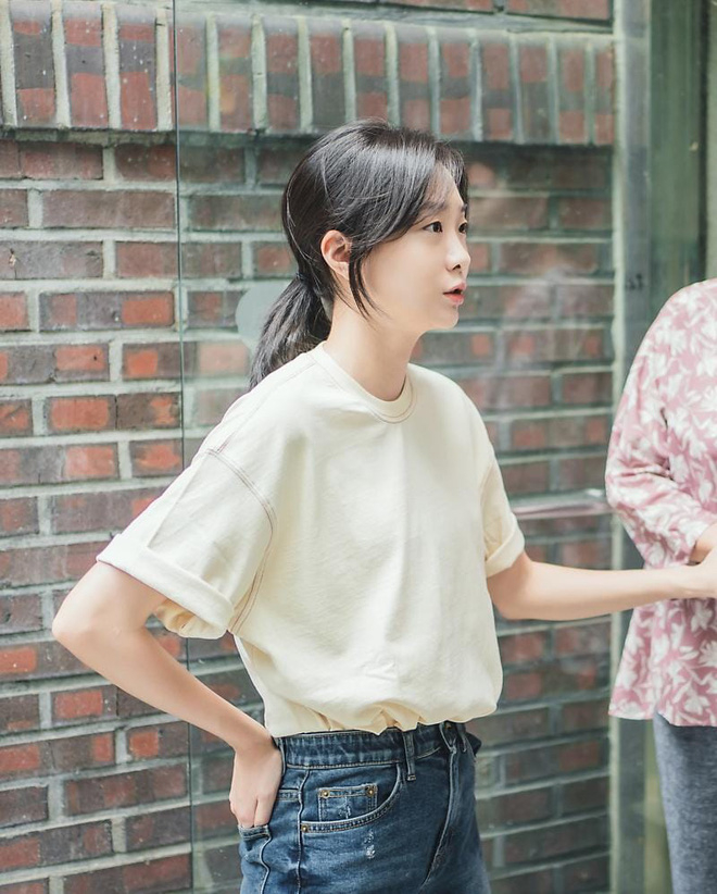 Kim Da Mi mặc đẹp từ trong phim đến ngoài đời, style cô sinh viên hay nàng công sở đều 