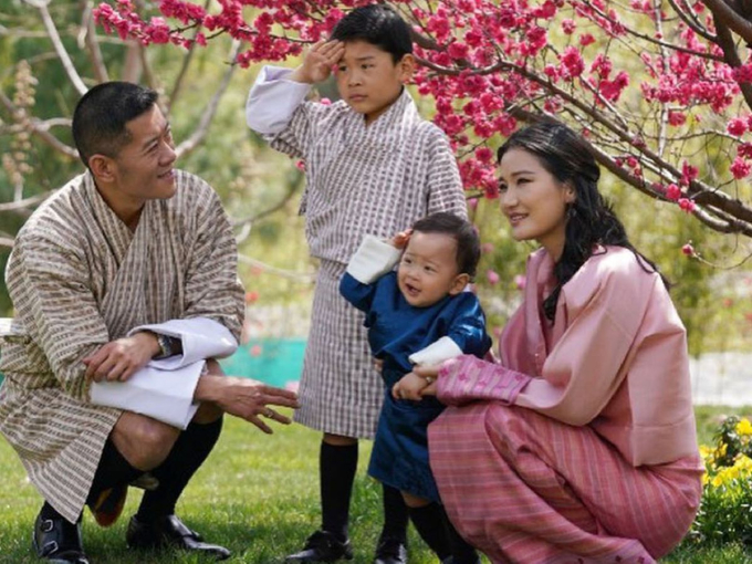 Gia đình Quốc vương Bhutan vừa chào đón thành viên thứ 5 vào tháng 9 vừa qua