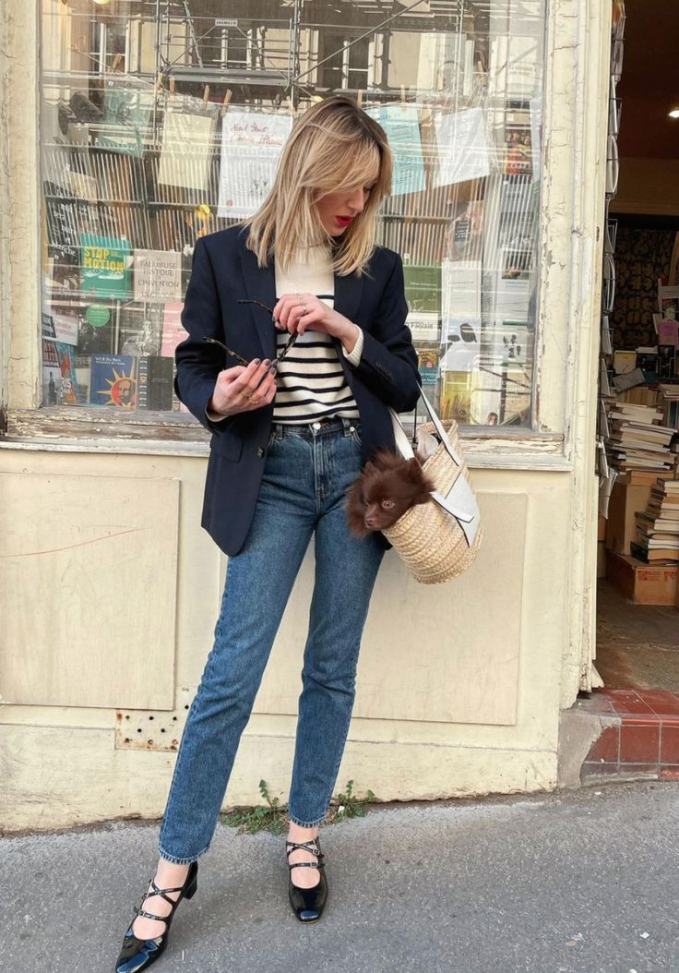 Phụ nữ Pháp phối quần jeans cùng 4 kiểu giày này để ghi điểm thanh lịch tuyệt đối 
