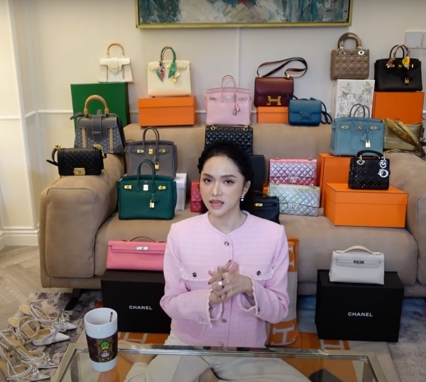 Hoa hậu Hương Giang và những chiếc túi của mình