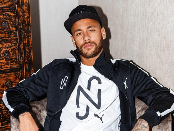 Neymar bị cho đã tiệc tùng thâu đêm trong quãng thời gian dưỡng thương ở quê nhà Brazil