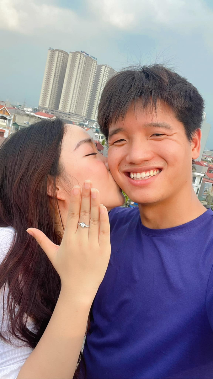 Minh Long cầu hôn Hoài Linh vào tháng 7 năm nay