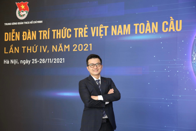 Chân dung Giáo sư Trần Xuân Bách