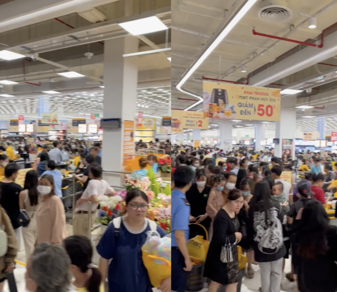 Khung cảnh chen chúc thanh toán, đông như trẩy hội tại khu vực tính tiền của siêu thị (Ảnh chụp màn hình, nguồn: Luong Minh Trung)