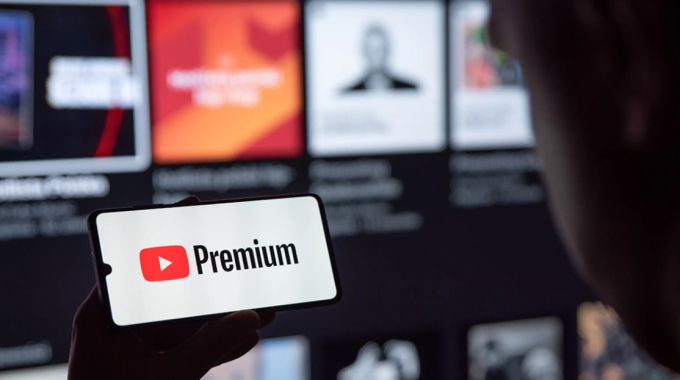 Việc xuất hiện quảng cáo khi đã đăng ký YouTube Premium của người dùng nọ không phải là lần đầu tiên