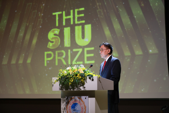 TS. Phạm Quý Tỵ - Hiệu trưởng Trường ĐH Quốc tế Sài Gòn công bố Giải thưởng SIU Prize 